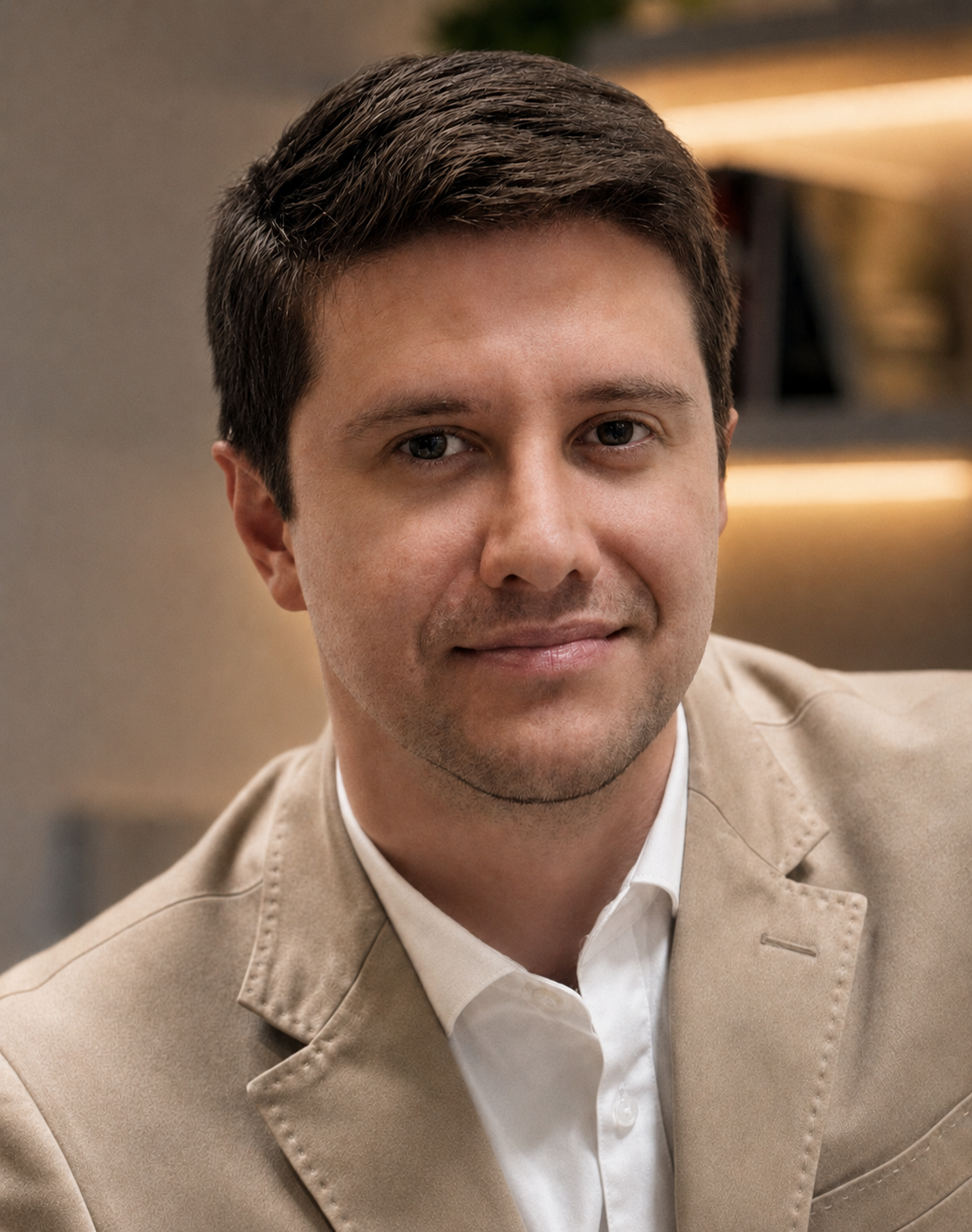 Retrato profissional de Luan Marin